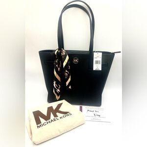 NWT Micheal Kors Large Tote Bag